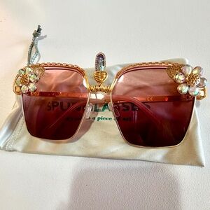 Spunglasses – Artisan Wire-Wrapped Crystal Flower Sunglasses (One of a Kind)